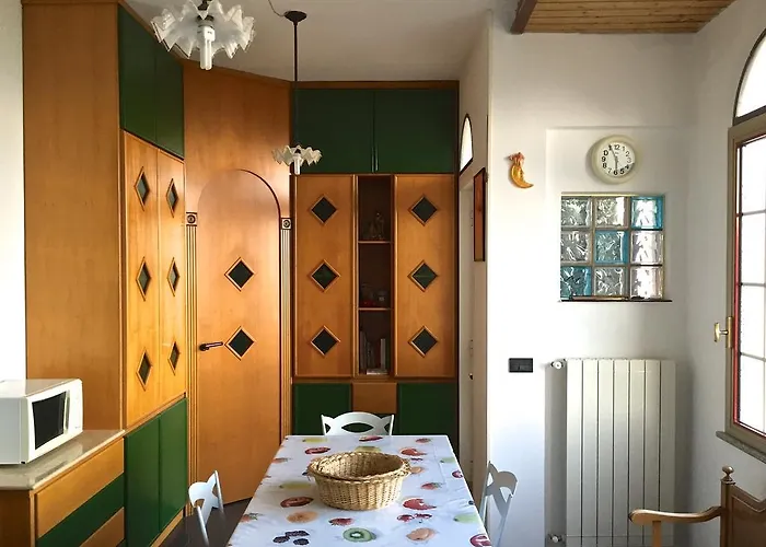 公寓 卡米尼亚公寓 *