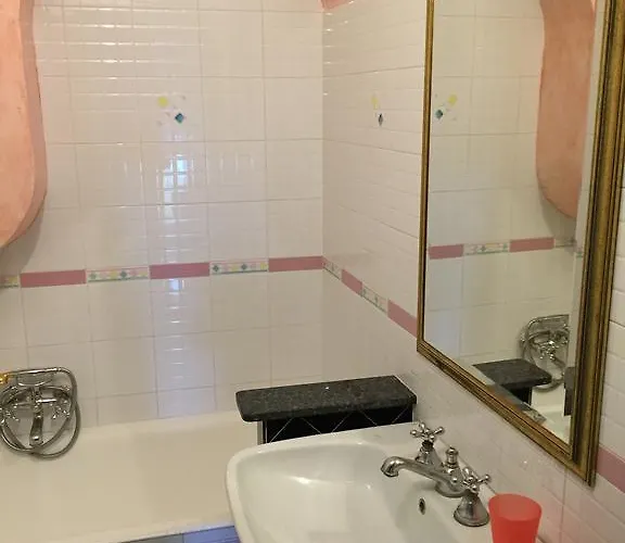 Caminia Lägenhet Stalettì